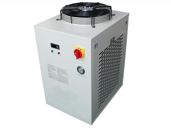 UV LED固化光源設備的三大配置照射頭、水冷機、電源驅動